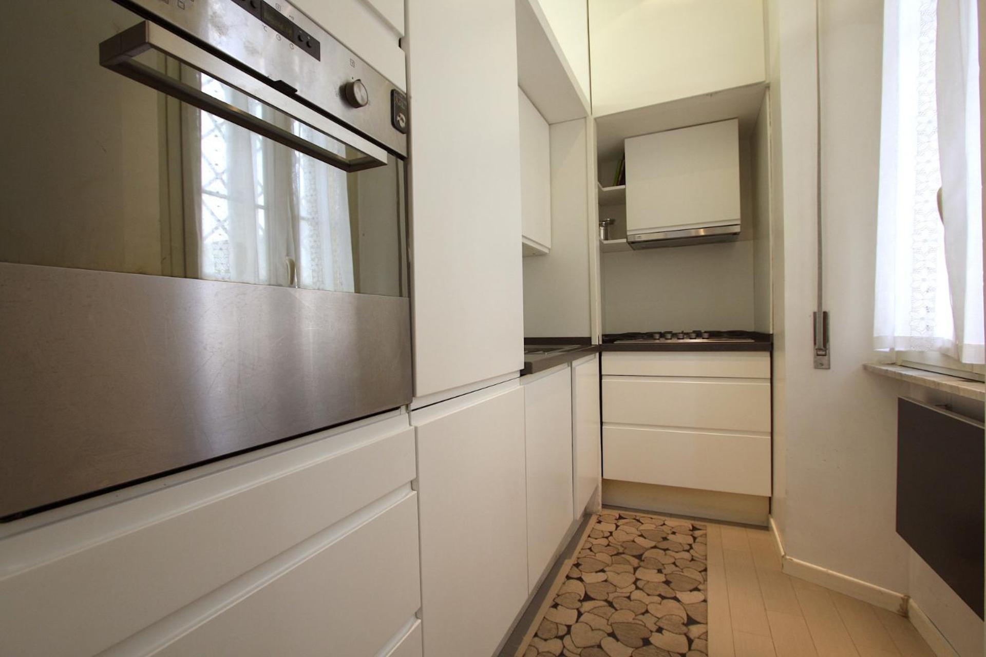 Cipro 2br House Rom