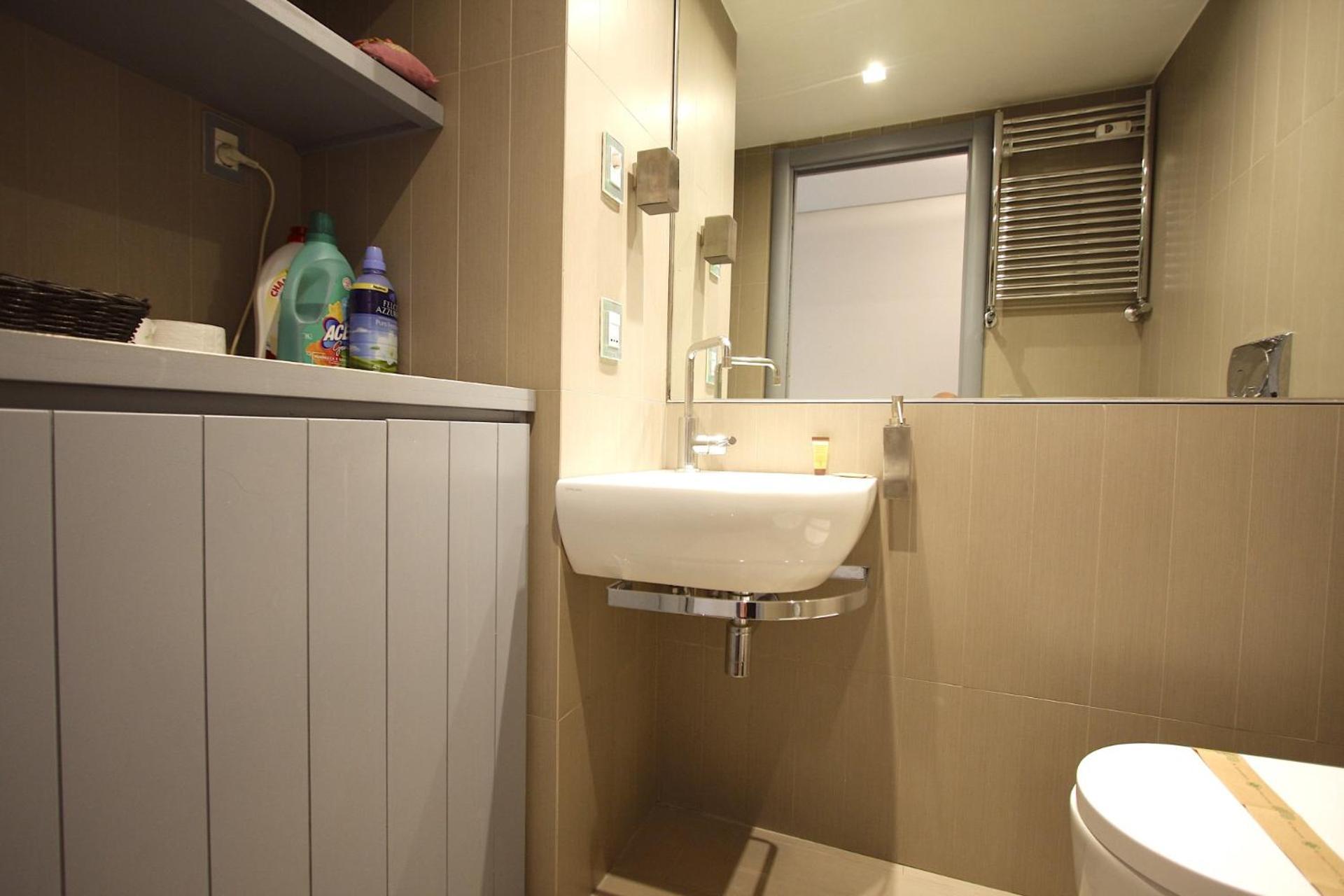 Cipro 2br House Apartment Rom